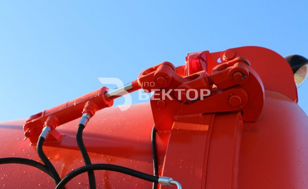 Гидравлический зажим запирания дна МВ-15 КАМАЗ-65115